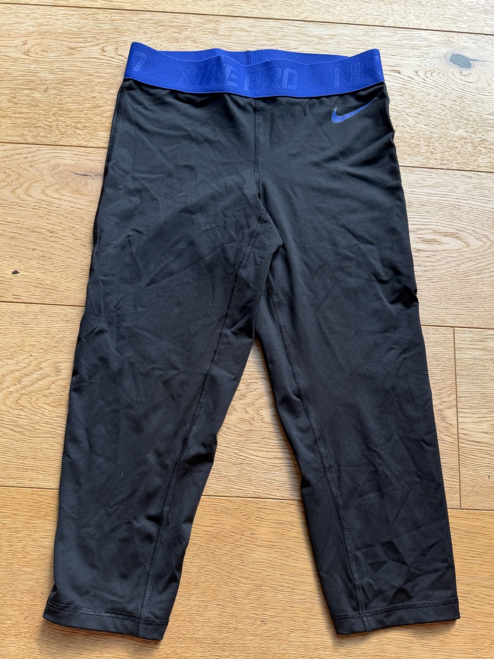 Nike Pro Dri-Fit Colorblock Capri Leggings - Black & Blue - Size S
